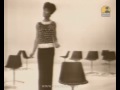 Dionne Warwick - Walk On By (Stereo) 