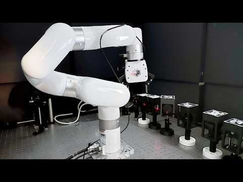 Des chercheurs du MIT construisent un laboratoire robotisé qui assemble et exécute ses propres expériences laser