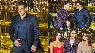 Download lagu Salman Khan, Aaryan Khan, Gauri Khan & Suhana Khan arrived at The Great Indian Musical Launch 😍🔥📸 mp3