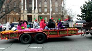 preview picture of video 'Shelbyville, Tenn., Christmas Parade 2014'