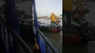 [IE Vietnam 2019] Cai Rang floating market, 2 of 3