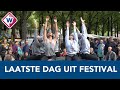 Laatste dag UIT Festival in Den Haag: nat, maar gezellig - OMROEP WEST