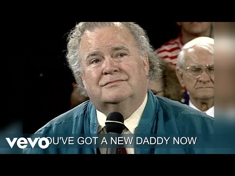 Thanks To Calvary (I Don't Live Here Anymore) / I'm Free / The King Is Coming (Lyric Video)