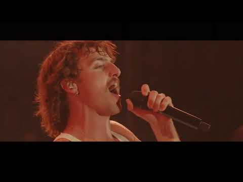 Benson Boone covering Sam Fender’s Seventeen Going Under at Montreux Jazz Festival #viralmusic