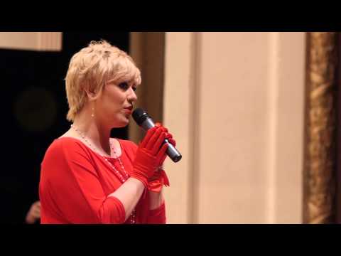 "Santa Baby" - Beantown Swing feat. Erika Van Pelt