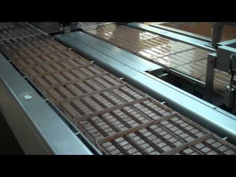 download lagu mp3 mp4 Hacos Chocolate, download lagu Hacos Chocolate gratis, unduh video klip Hacos Chocolate