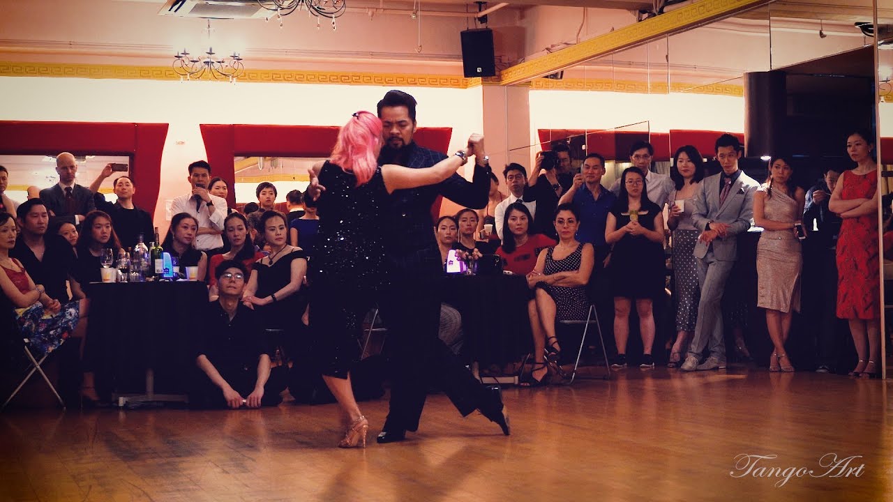 Video thumbnail for Lily Tan y Gennysam Alcantara, El Motivo, Aníbal Troilo