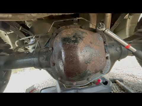 Neglected Ford 10.25 rear axle service at 268,000 miles!