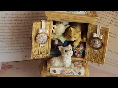 Cupboard Kitten Music Box