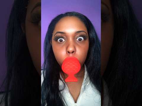 Lip plumper fish 😻