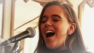 &quot;Someone That I Never Knew&quot; - Maan by Krista Meijer Ft. Jop Hermkes (LIVE)