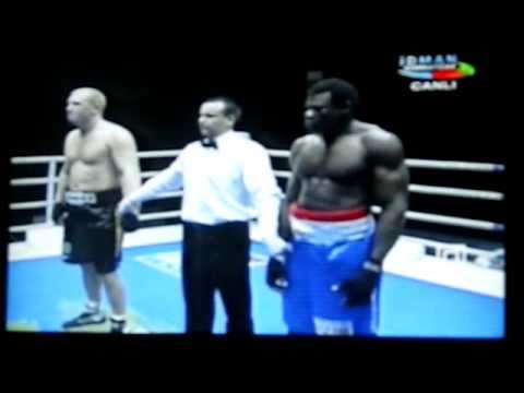 Sergei KHARITONOV (Baku Fires)   vs Awusone YEKENI (Beijing Dragons) WSB