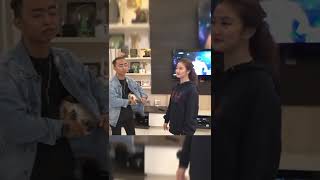 Download lagu Zidan nyanyiin melepas lajang buat Chika auto baper #short mp3 Download lagu Zidan nyanyiin melepas lajang buat Chika auto baper #short mp3