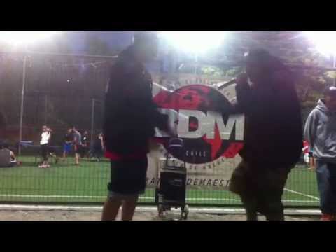 Kodigo vs Aczino - BDM Tour Deluxe 2015 - Parque O'Higgins