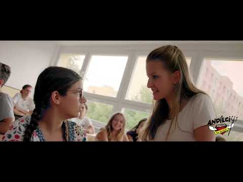 ANDÍLCI ZA ŠKOLOU ukázka - Nová holka ve třídě