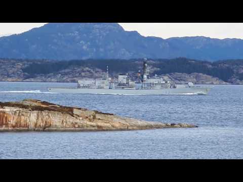 HMS F83 St Albans - Hjeltefjorden - Bergen - Norwway