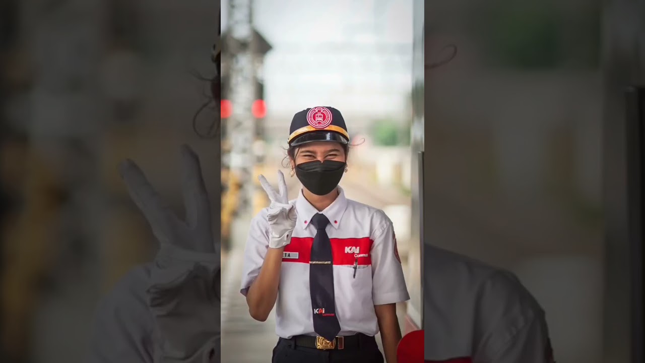 Masinis cewe KA commuter line