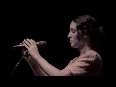 iLe - A tu vera (En Vivo) ''El Galillo Club'' Ileana Cabra - PG-13