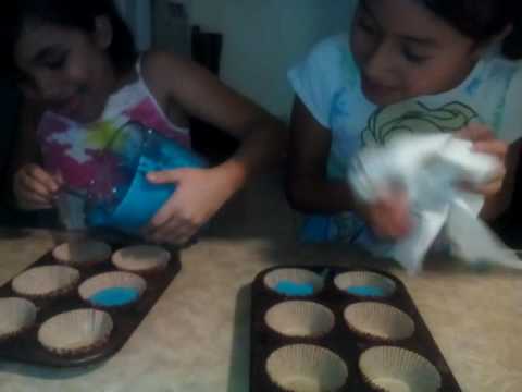 1er. Reto de cup cakes , lesli y xochitl