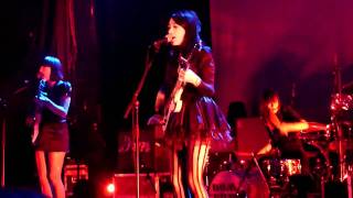 DUM DUM GIRLS live in Paris