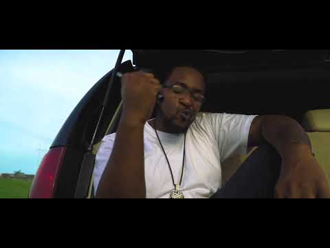 BossMane Dero ft. Felly $ki-Trenches