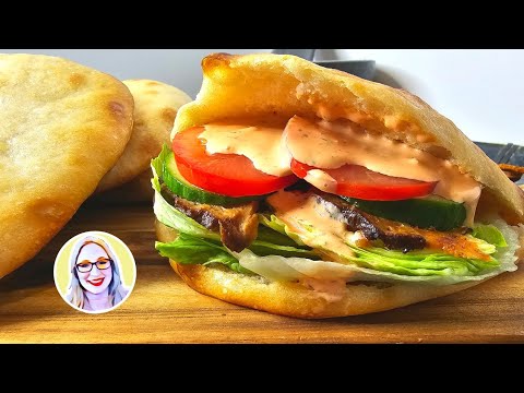 So schmeckt der beste vegane Döner! Seitan und Pitabrot mit Hefewasser einfach selber machen 💖