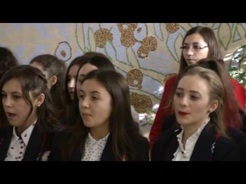 Corul claselor a XI-a și a XII-a (4)