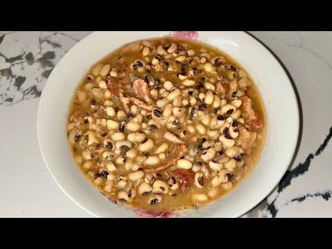 Black-Eyed Peas with Bacon - Southern Black-Eyed Peas Recipe - Ellen’s Homemade Delights 🫛🥓