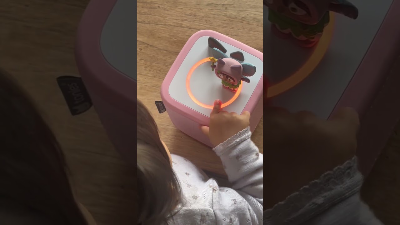 Tonies Toniebox 2 Rosa Starterset inkl. Kreativ-Tonie Rubie Rot