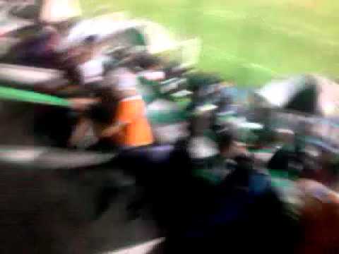 "La hinchada de banfield frente  godoy cluz" Barra: La Banda del Sur • Club: Banfield • País: Argentina