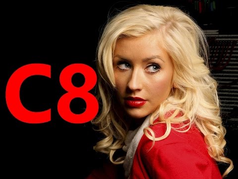 Christina Aguilera beats Mariah vocal range (LIVE C8 Whistle) [2015]