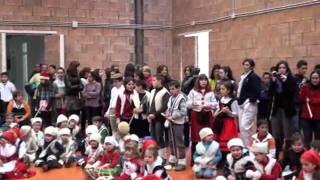 preview picture of video 'Fiesta navidad Abrucena 2011'
