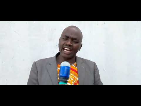 Abakoboria ,  Ebirogo bwoborai twara amasikani.