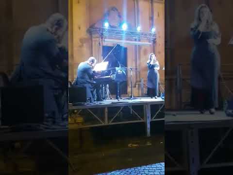 Edo Graziani e Gabriella Rea interpretano: Imagine