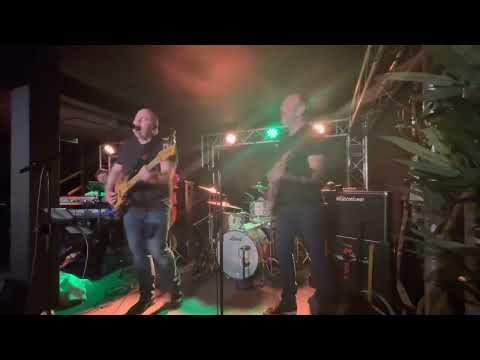 DEMOLITION BAND A Tribute to STING and THE POLICE 30 04 21 Madam Felle i Bergen