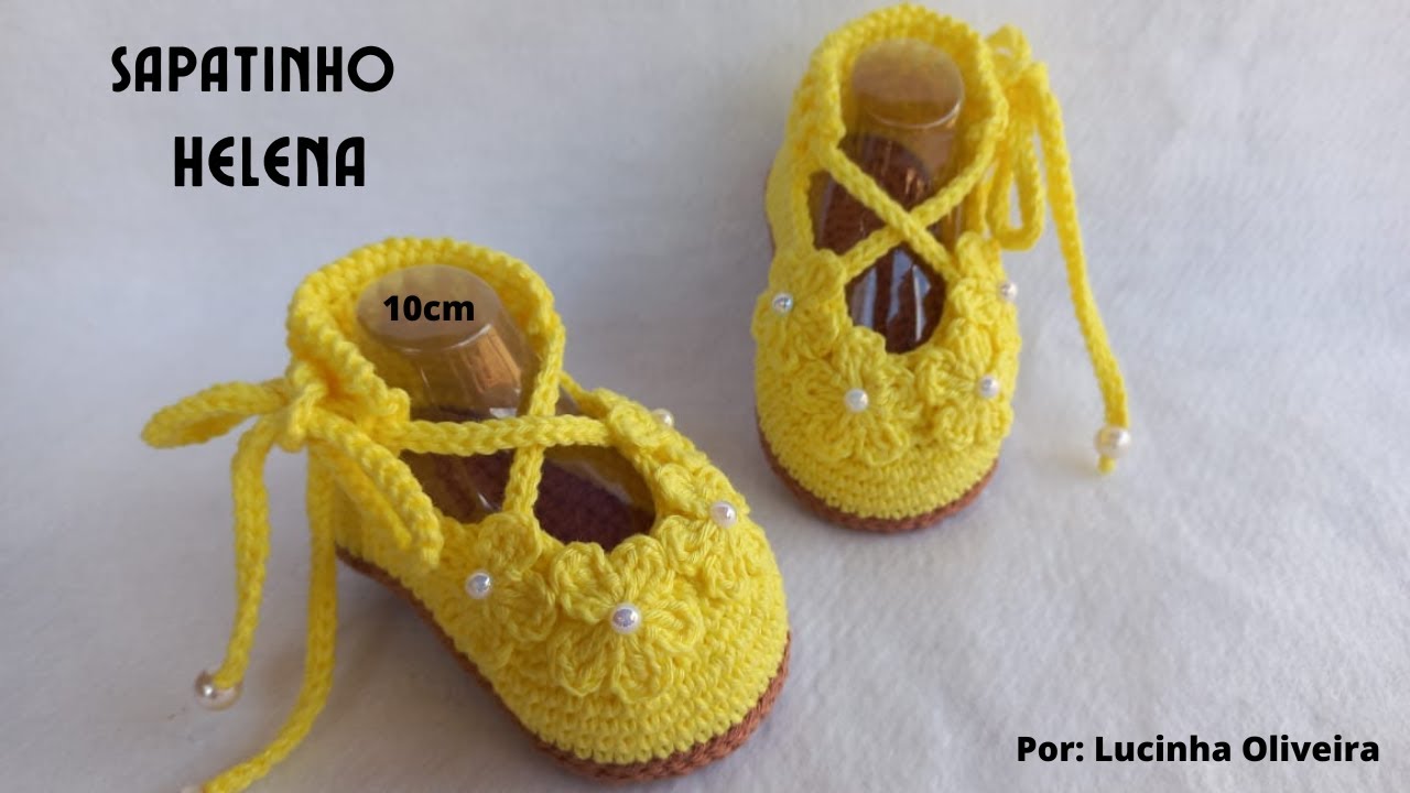 Sapatinho de croche Helena - tamanho 10cm - @FioaFioCrochê