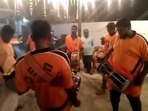 Om sri paandimuni vethaikaran urumi melam