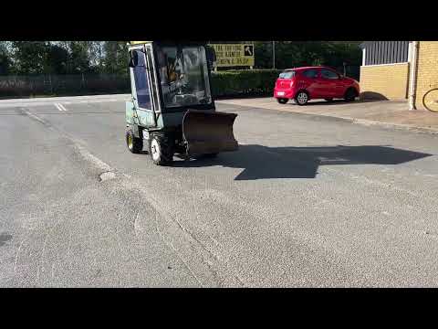 Video: Bunton 220H med skrabeblad 1