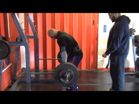 Daz Ball showing the lifts 2