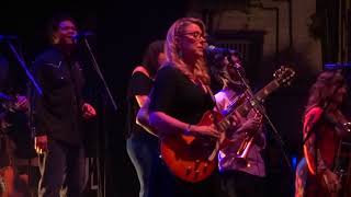 Part Of Me - Tedeschi Trucks Band October 14, 2017