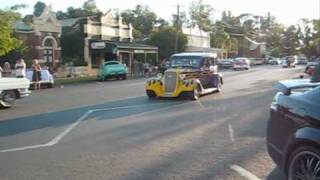 preview picture of video 'Tocumwal nsw Hot Rod Run 2011'