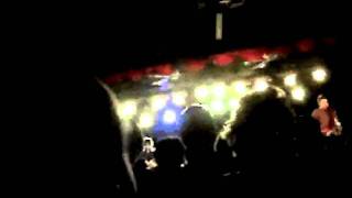 spoon - fitted shirt