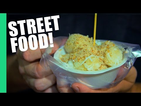 Best CAMBODIAN STREET FOOD in Phnom Penh!