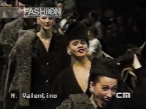 "Mario Valentino Special Nightwear" Autumn Winter 1986 1987 Milan Pret a Porter Woman by Canale Moda