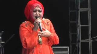 Download lagu NEW KAMPRET - Menunggu 'Evi Tamala mp3