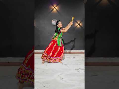 Dandiya Dance Video #garba #dandiya #navaratri ##ghoonghat #chogada
