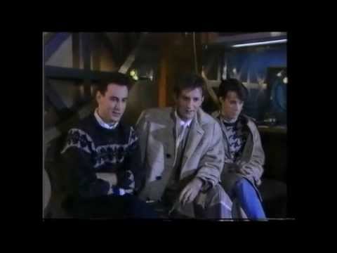 Scritti Politti - Interview & performing 'Lover to Fall'