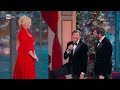 Gianni Morandi e Stefano De Martino stupiscono con duetti inediti - Cena di Natale 23/12/2024