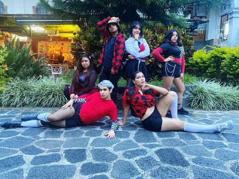 EVERGLOW (에버글로우) - Bon Bon Chocolat Dance Cover [BLACK MOON]