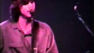 19 - Looking At The World Through A Windshield - Son Volt live in Minneapolis 10/16/95